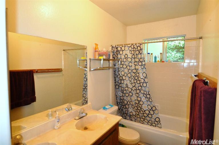 802 Anderson, Davis, CA 95616 photo 16