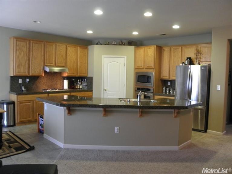 69 Nostalgia Ave, Patterson, CA 95363 photo 8