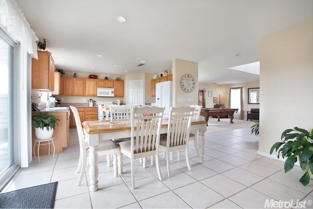 4513 Rosecliff Cir, Mather, CA 95655 photo 4
