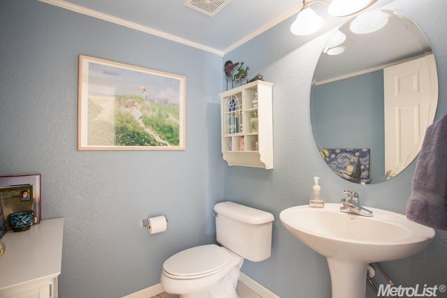 4513 Rosecliff Cir, Mather, CA 95655 photo 23