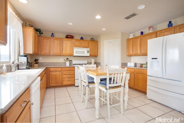 4513 Rosecliff Cir, Mather, CA 95655 photo 5