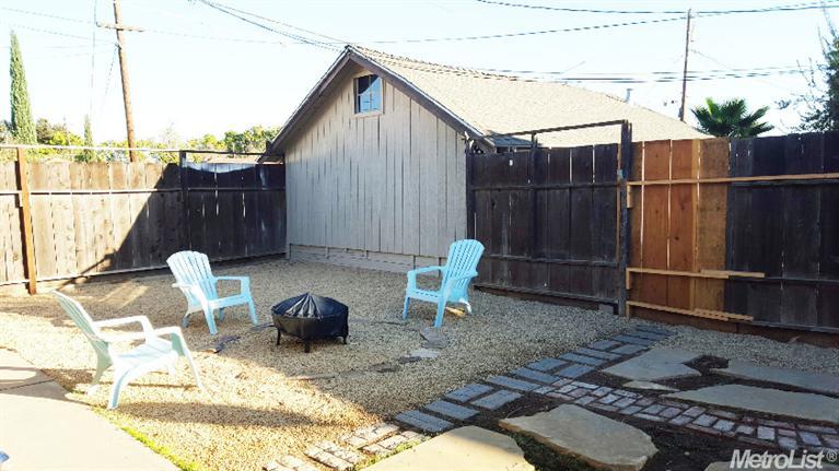 110 N El Circulo, Patterson, CA 95363 photo 9