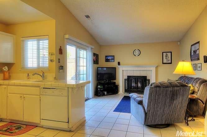 415 Yosemite Dr, Tracy, CA 95376 photo 6