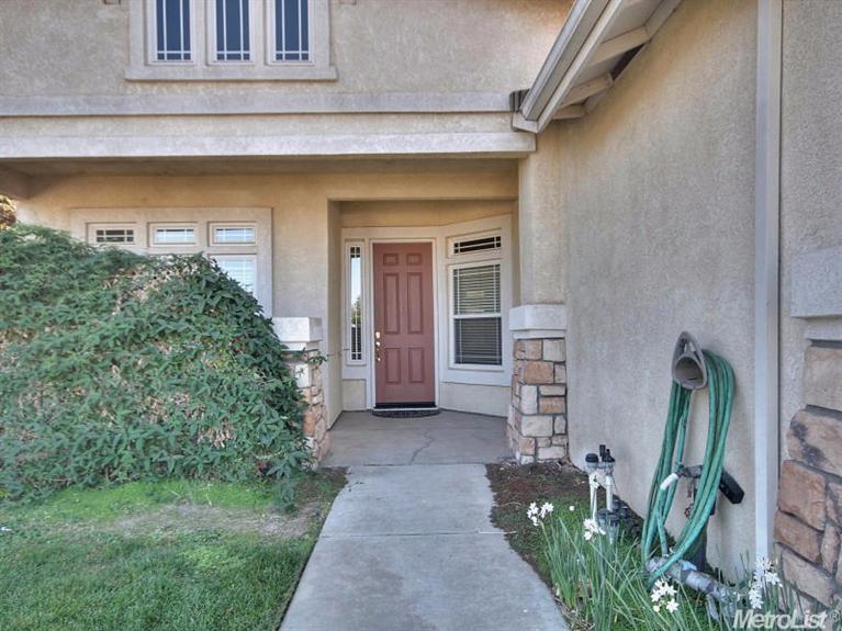 3216 Kodiak Dr, Modesto, CA 95355 photo 2