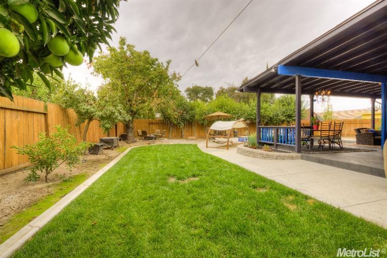 3313 Benton Cir, Modesto, CA 95350 photo 2