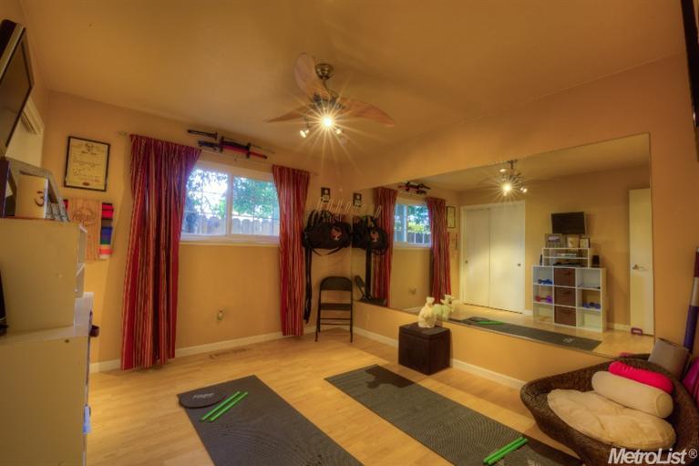 3313 Benton Cir, Modesto, CA 95350 photo 23