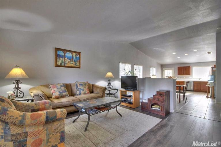 4327 Monhegan Way, Mather, CA 95655 photo 6