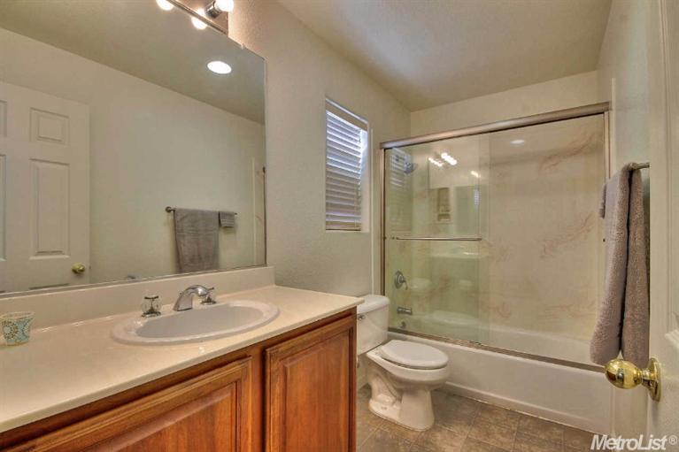 4327 Monhegan Way, Mather, CA 95655 photo 12