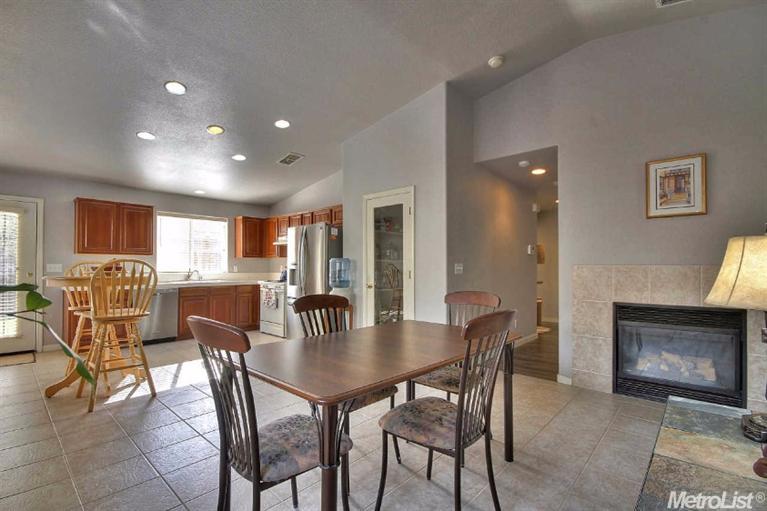 4327 Monhegan Way, Mather, CA 95655 photo 9