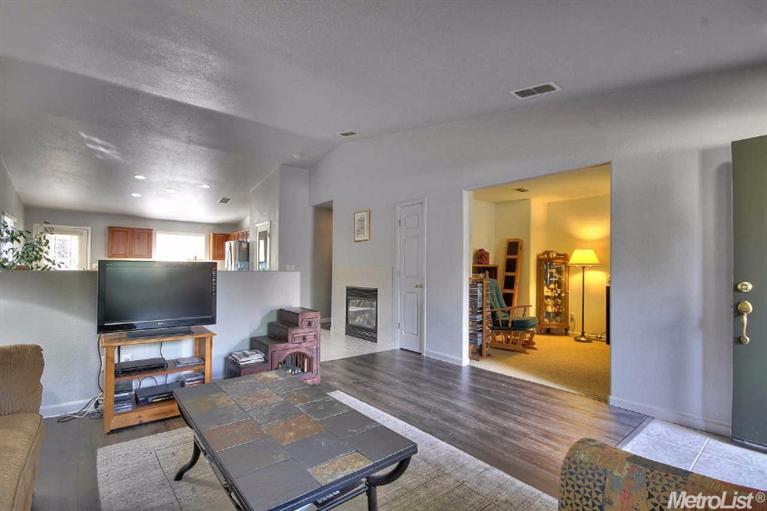 4327 Monhegan Way, Mather, CA 95655 photo 7