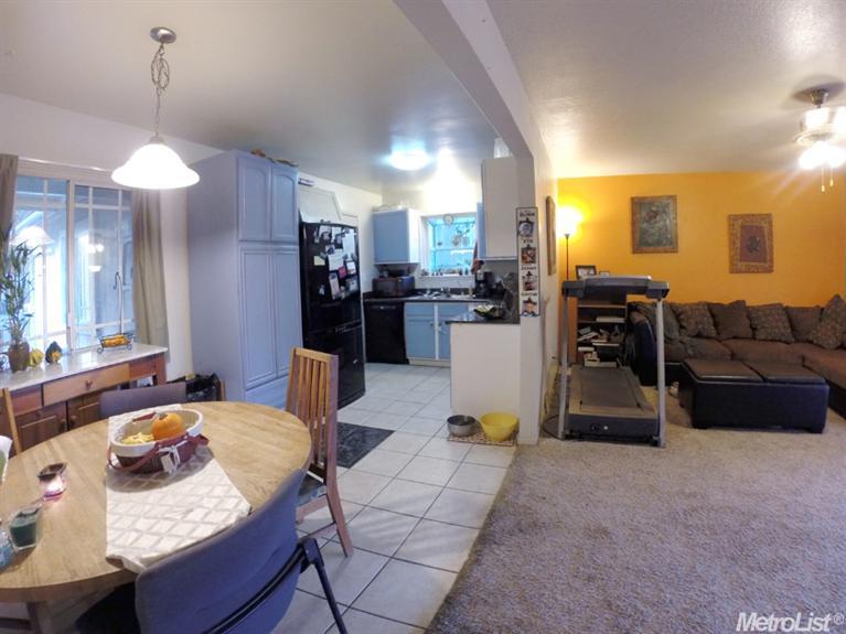 2804 Newhall Ct, Modesto, CA 95350 photo 4