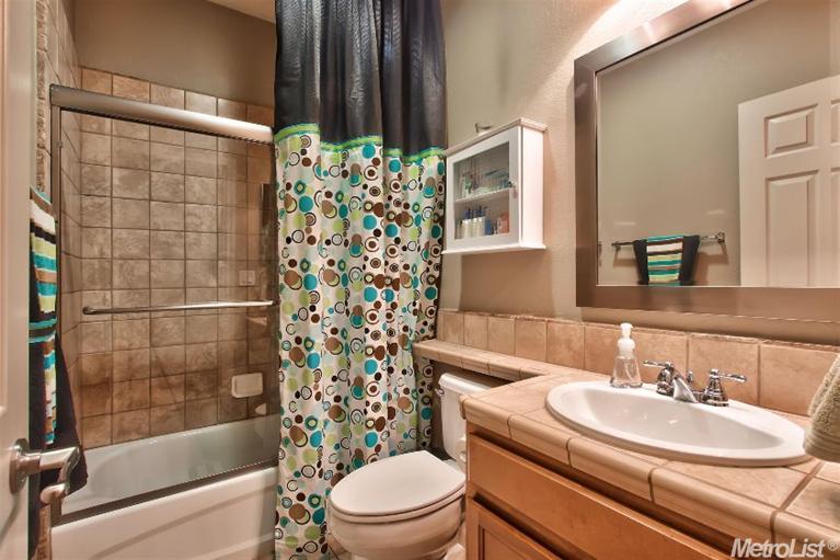 1666 Abilene Cir, Rocklin, CA 95765 photo 16
