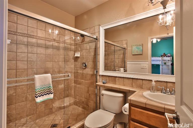 1666 Abilene Cir, Rocklin, CA 95765 photo 14