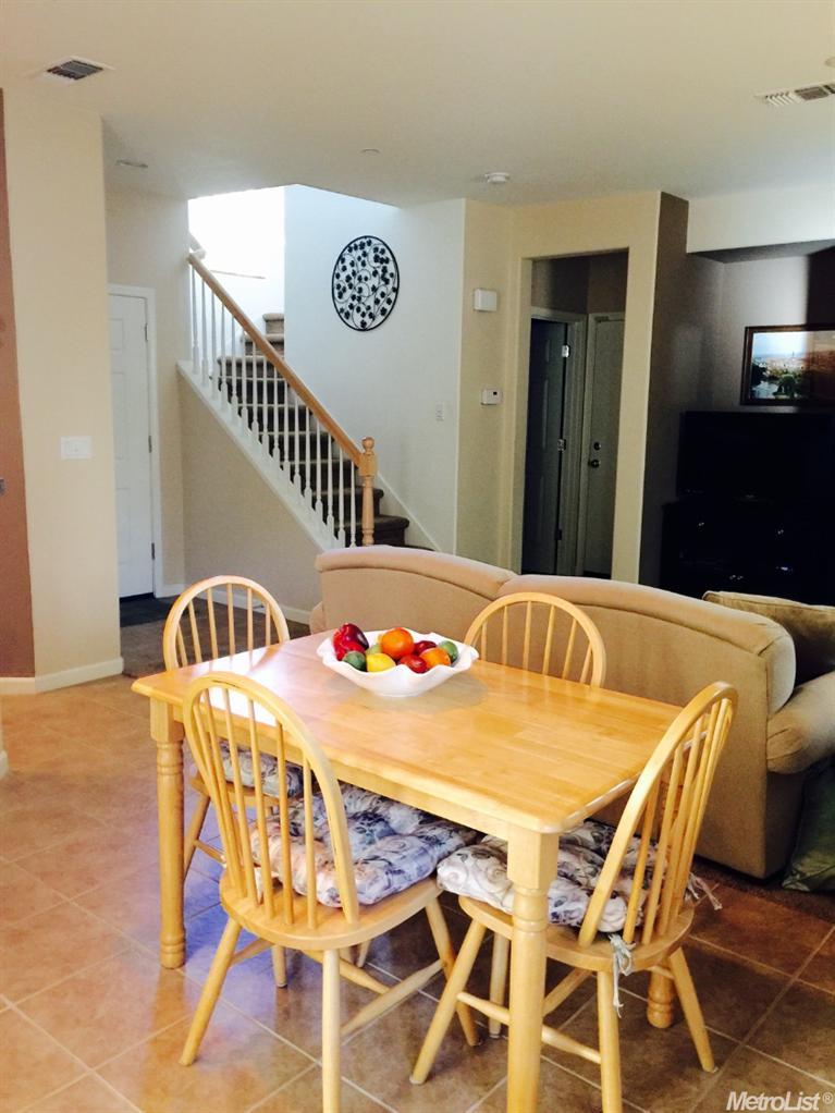584 Equinox Loop, Lincoln, CA 95648 photo 5