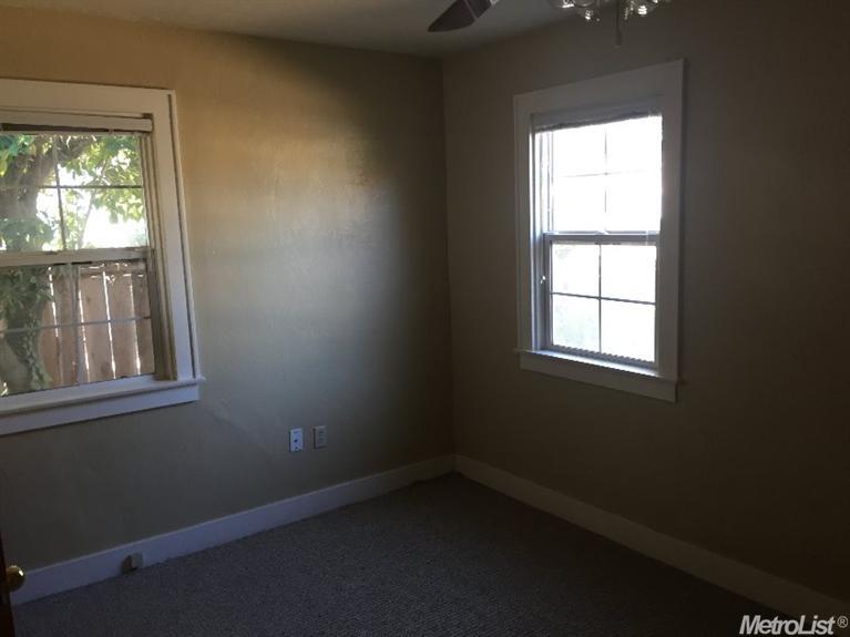 332 Eureka Ave, Lodi, CA 95240 photo 4