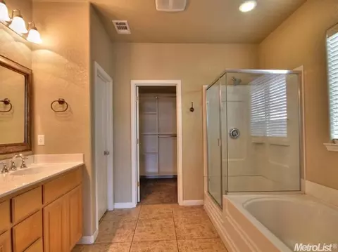 3008 Valdez, Modesto, CA 95355 photo 9