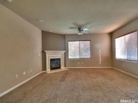 3008 Valdez, Modesto, CA 95355 photo 3