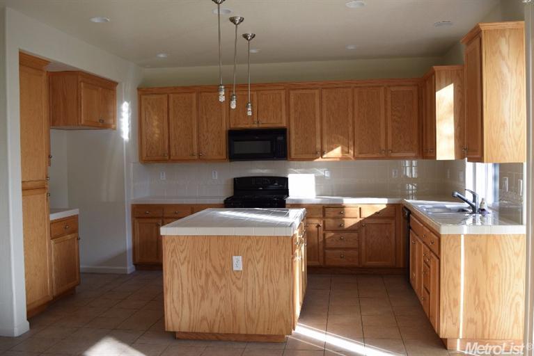 2022 Loring Ct, Ceres, CA 95307 photo 10