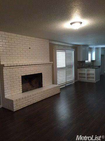 2806 Warwick Ln, Modesto, CA 95350 photo 11