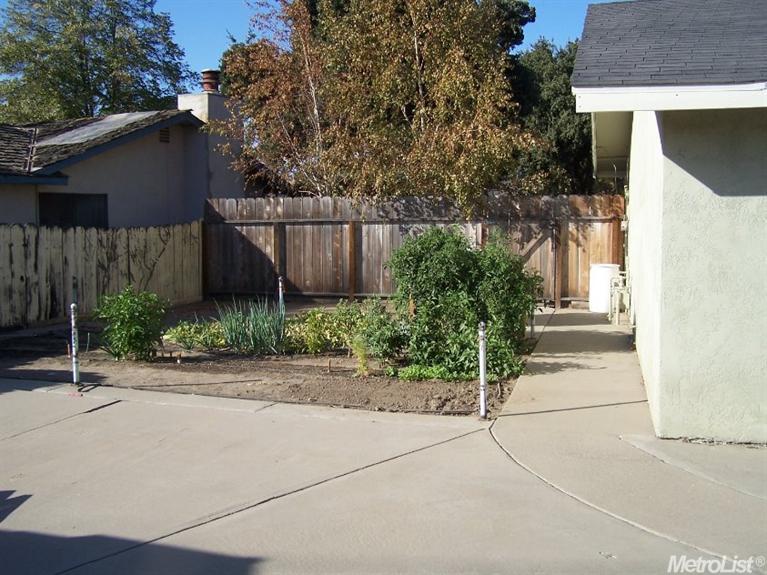 900 Guava Dr, Modesto, CA 95356 photo 25