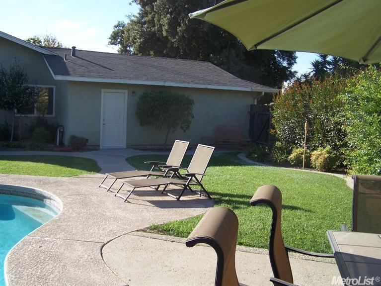 900 Guava Dr, Modesto, CA 95356 photo 21