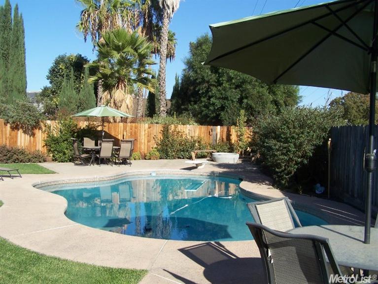 900 Guava Dr, Modesto, CA 95356 photo 1