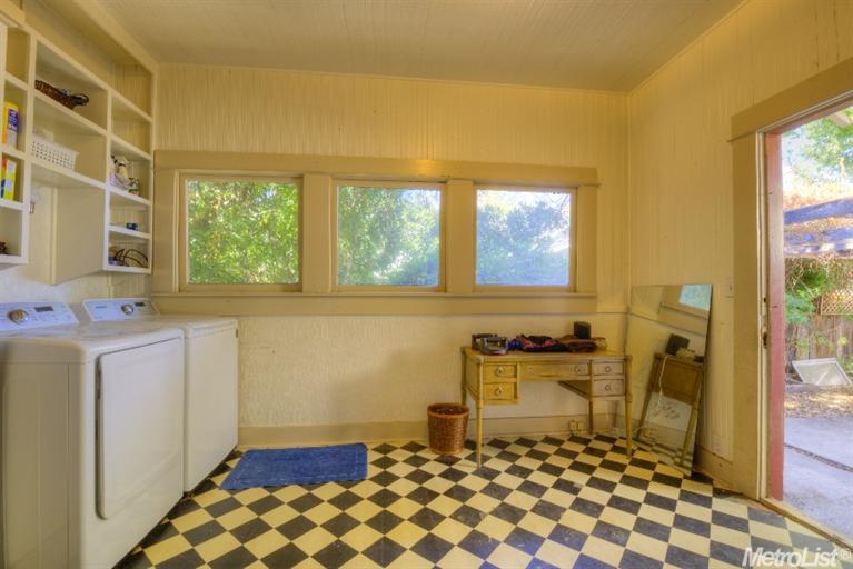 227 Park Ave, Modesto, CA 95354 photo 12