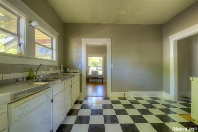 227 Park Ave, Modesto, CA 95354 photo 15
