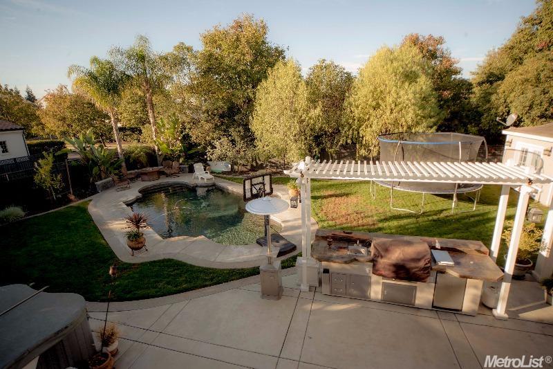 2718 Handstand Way, Tracy, CA 95377 photo 2