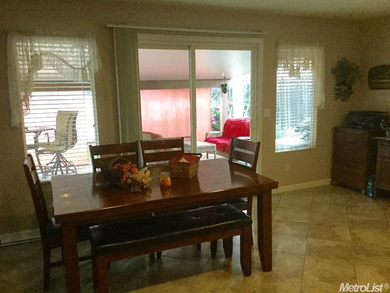 2009 St Peters St, Modesto, CA 95355 photo 4