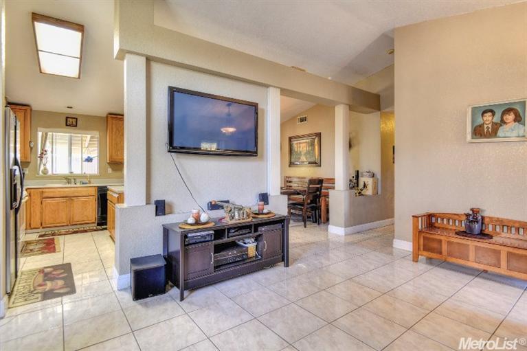 226 Spoonbill Ln, Galt, CA 95632 photo 7