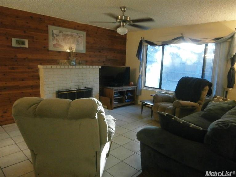 7671 32nd St, Antelope, CA 95843 photo 4