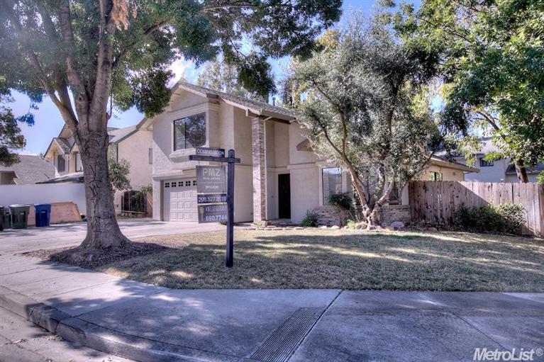 525 Clover Ave, Patterson, CA 95363 photo 2