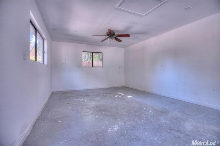 525 Clover Ave, Patterson, CA 95363 photo 18
