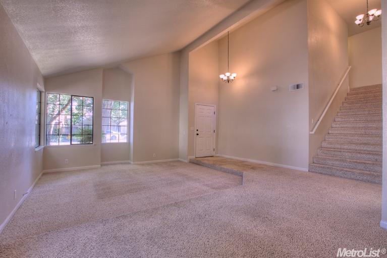 525 Clover Ave, Patterson, CA 95363 photo 5