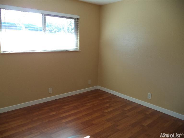 891 Locust Ave, Manteca, CA 95337 photo 14