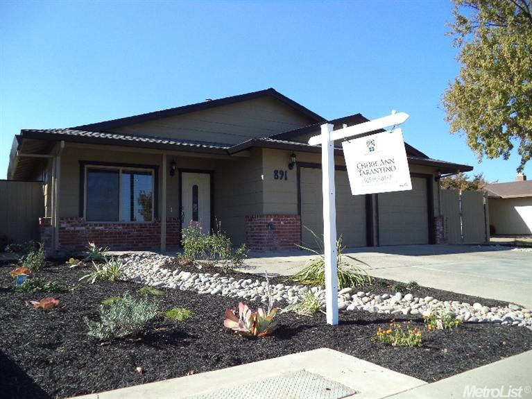 891 Locust Ave, Manteca, CA 95337 photo 1