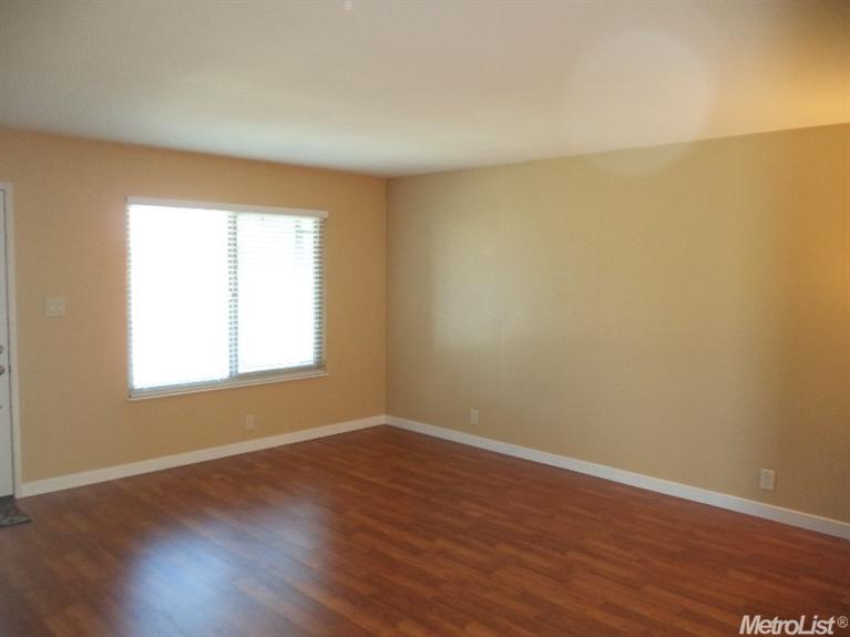 891 Locust Ave, Manteca, CA 95337 photo 9