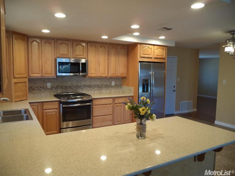 891 Locust Ave, Manteca, CA 95337 photo 5