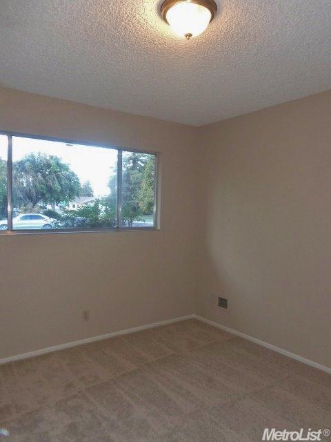 1912 Fallon Ln, Modesto, CA 95355 photo 15