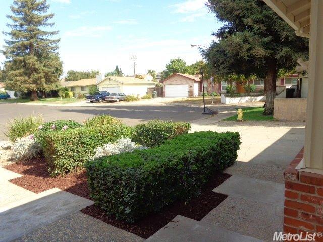 1912 Fallon Ln, Modesto, CA 95355 photo 3