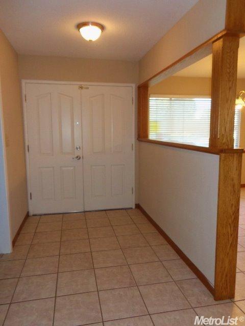 1912 Fallon Ln, Modesto, CA 95355 photo 4