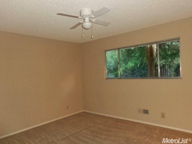 1912 Fallon Ln, Modesto, CA 95355 photo 17