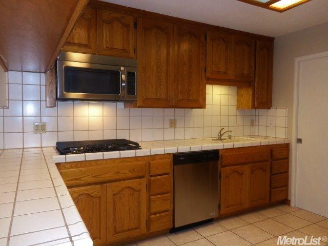 1912 Fallon Ln, Modesto, CA 95355 photo 7