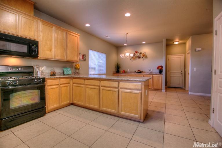 3054 Point Grey Rd, Ceres, CA 95307 photo 9