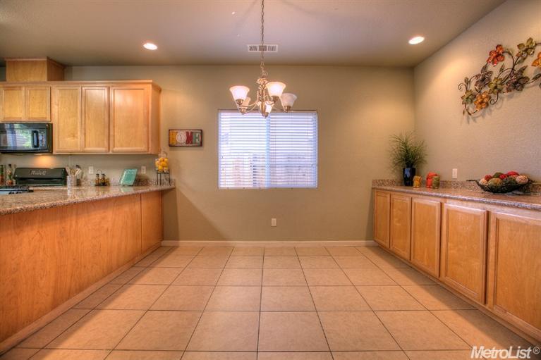 3054 Point Grey Rd, Ceres, CA 95307 photo 12