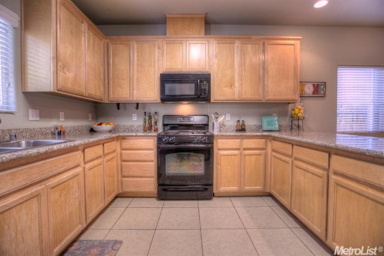 3054 Point Grey Rd, Ceres, CA 95307 photo 10