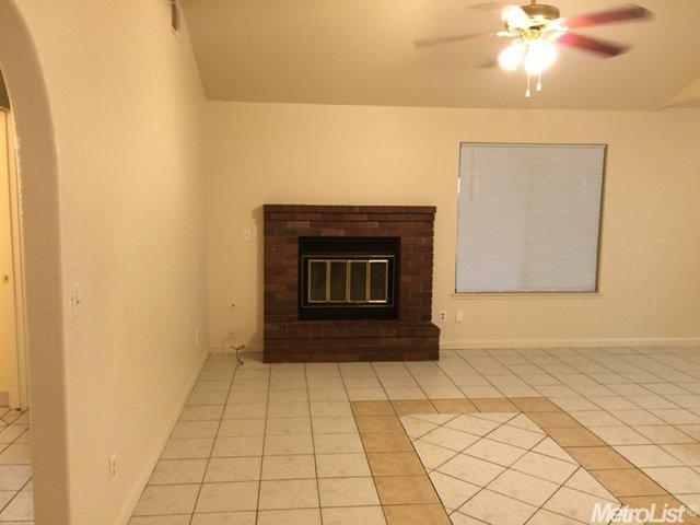 217 Lilac Ave, Patterson, CA 95363 photo 6