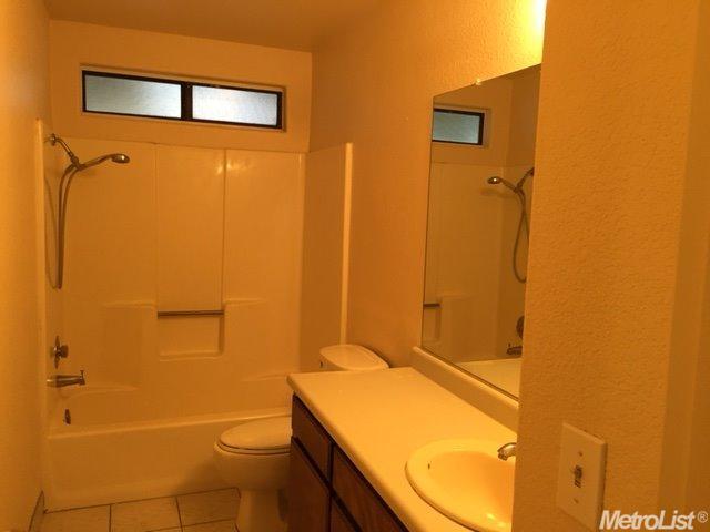217 Lilac Ave, Patterson, CA 95363 photo 17