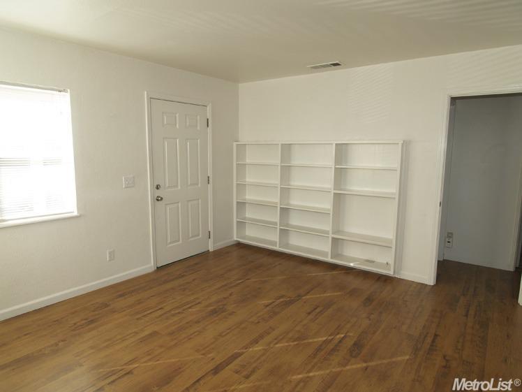 148 Village Rd, Modesto, CA 95354 photo 3